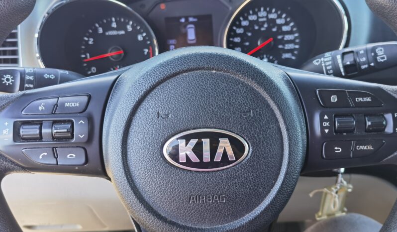 
								Kia Sedona LX V6 3.3L TA full									