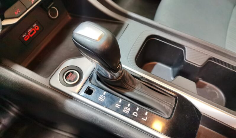 
								Nissan Sentra Sense CVT 2021 full									