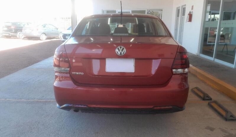 
								Volkswagen Vento Startline Automático full									