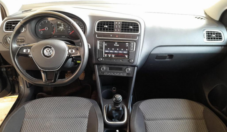 
								Volkswagen Vento Comfortline full									