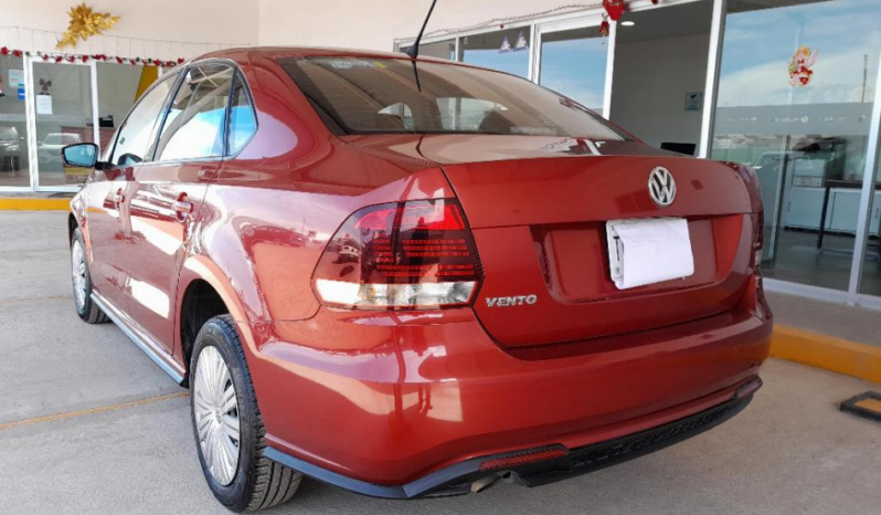 
								Volkswagen Vento full									