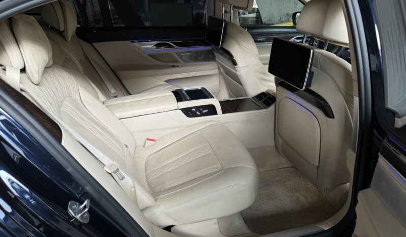 
								BMW 750Li xDrive 2020 AUTOMATICO full									