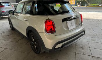 
										BMW-MINI COOPER CLASSIC AUTOMATICA 2022 full									