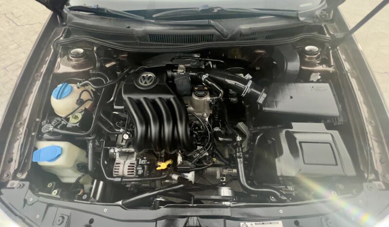 
Volkswagen Jetta 2013 full									