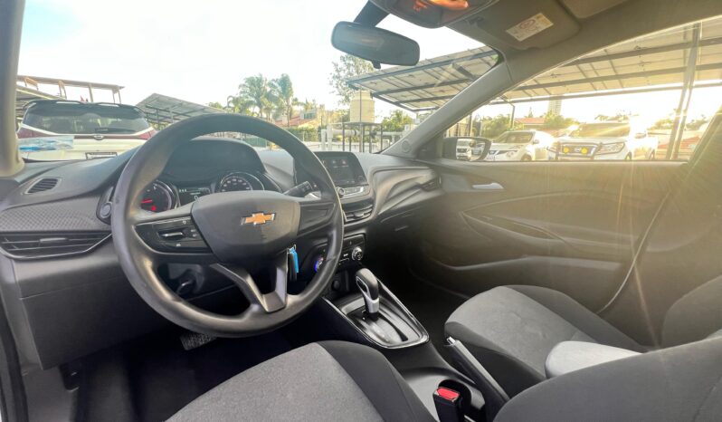 
Chevrolet Onix 2021 full									