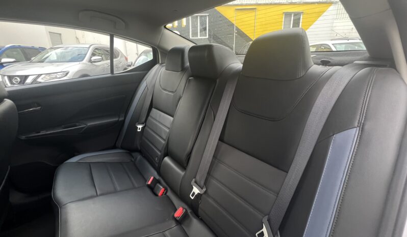 Nissan Versa 2024