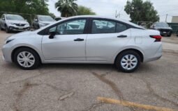 Nissan Versa Sense  CVT  2024
