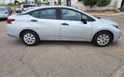 Nissan Versa Sense  CVT  2024