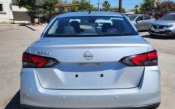 Nissan Versa Sense  CVT  2024