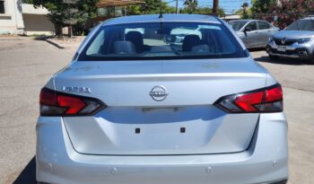 Nissan Versa Sense CVT 2024 full