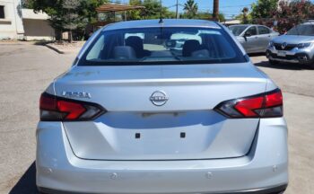 Nissan Versa Sense  CVT  2024