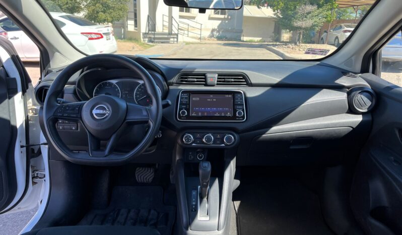 
Nissan Versa Sense CVT 2024 full									