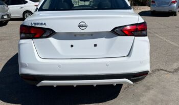 
Nissan Versa Sense CVT 2024 full									