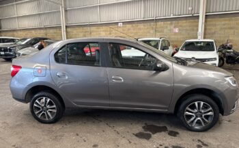 RENAULT LOGAN INTENS AUTOMATICO 2024