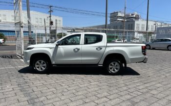Mitsubishi 2024 L200 4p GLX Doble L4/2.4/ Man 2WD 2024 CSGDL
