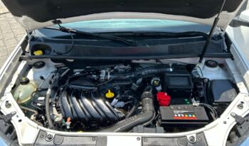 
Renault Logan 1.6 Intens Cvt 2024 CSGDL full									