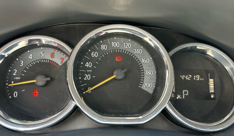 
Renault Logan 1.6 Intens Cvt 2024 CSGDL full									