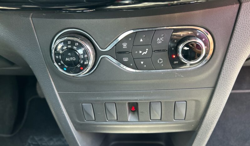 
Renault Logan 1.6 Intens Cvt 2024 CSGDL full									