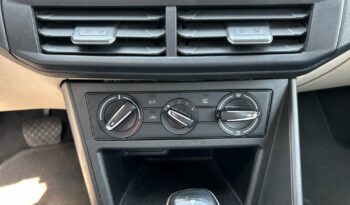 
Volkswagen Virtus 4p Trendline L4/1.6 Aut 2024 CSGDL full									