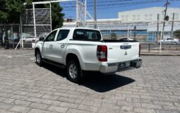 Mitsubishi 2024 L200 4p GLX Doble L4/2.4/ Man 2WD 2024 CSGDL