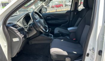 
Mitsubishi 2024 L200 4p GLX Doble L4/2.4/ Man 2WD 2024 CSGDL full									