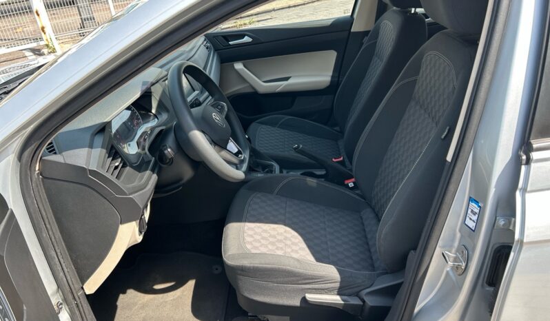 
Volkswagen Virtus 4p Trendline L4/1.6 Aut 2024 CSGDL full									