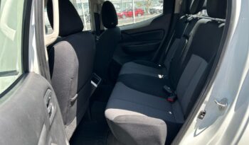 
Mitsubishi 2024 L200 4p GLX Doble L4/2.4/ Man 2WD 2024 CSGDL full									