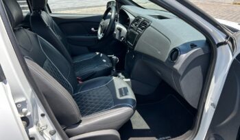 
Renault Logan 1.6 Intens Cvt 2024 CSGDL full									