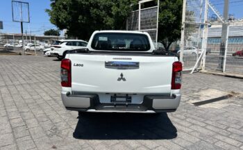 Mitsubishi 2024 L200 4p GLX Doble L4/2.4/ Man 2WD 2024 CSGDL