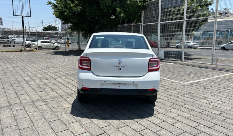 
Renault Logan 1.6 Intens Cvt 2024 CSGDL full									