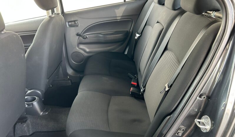 
MITSUBISHI MIRAGE GLX 2024 MI4055 full									