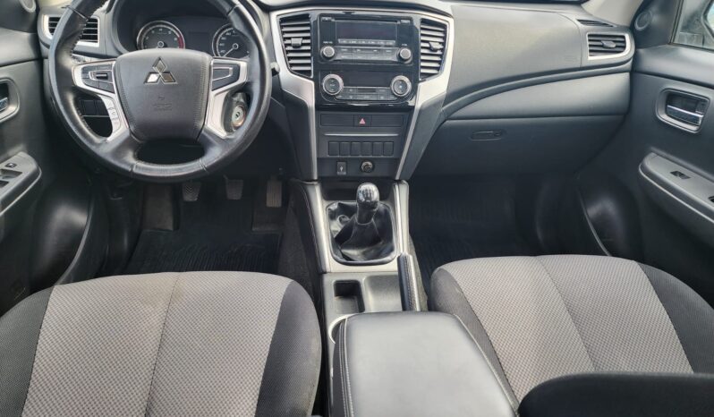 
MITSUBISHI L200 GLX DOBLE full									