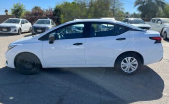 Nissan Versa Sense  CVT 2024