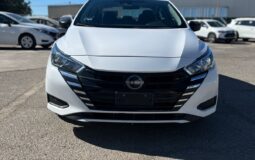 Nissan Versa Sense  CVT 2024