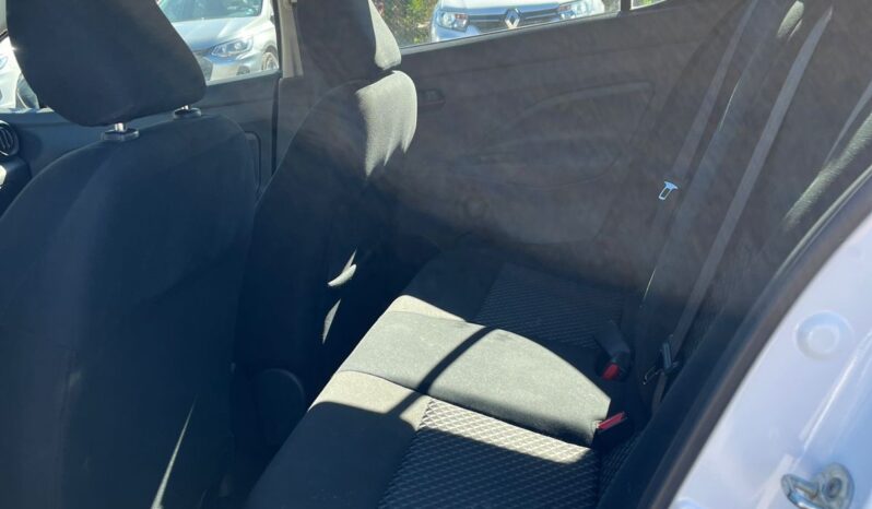 
Nissan Versa Sense  CVT 2024 full									