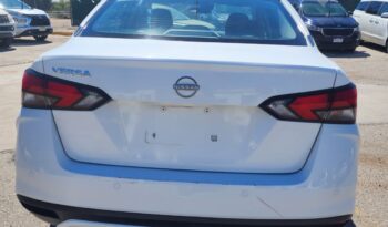 
Nissan Versa Sense CVT 2024 full									