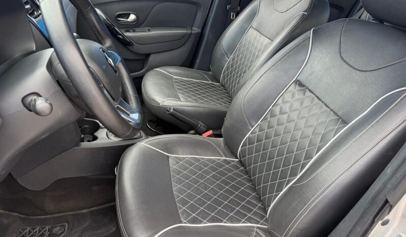 
Renault 2024 Logan 4p Intens L4/1.6 Aut full									