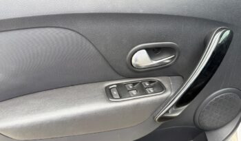 
Renault 2024 Logan 4p Intens L4/1.6 Aut full									