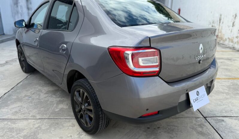 
Renault 2023 Logan 4p Intens L4/1.6 Aut full									