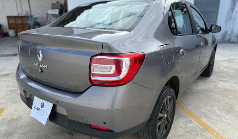 
Renault 2023 Logan 4p Intens L4/1.6 Aut full									