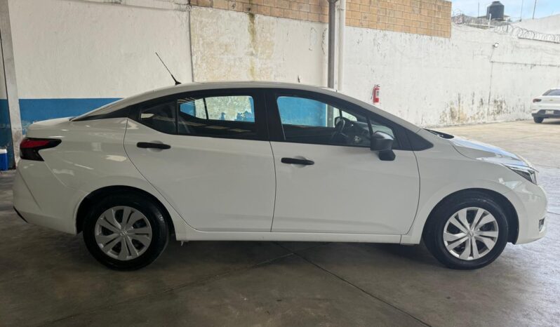 
Nissan 2024 Versa 4p Sense L4/1.6 Aut full									