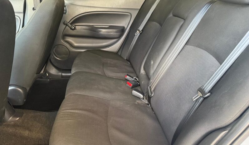 
Chrysler 2024 Attitude 4p SE L3/1.2 Aut full									