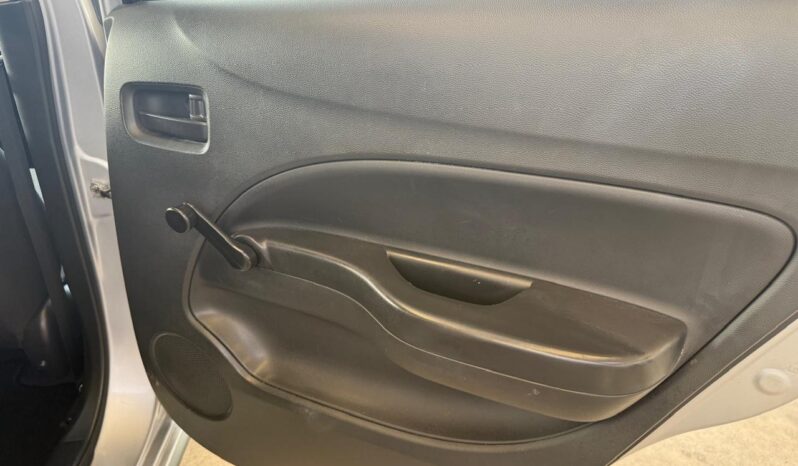 
Chrysler 2024 Attitude 4p SE L3/1.2 Aut full									