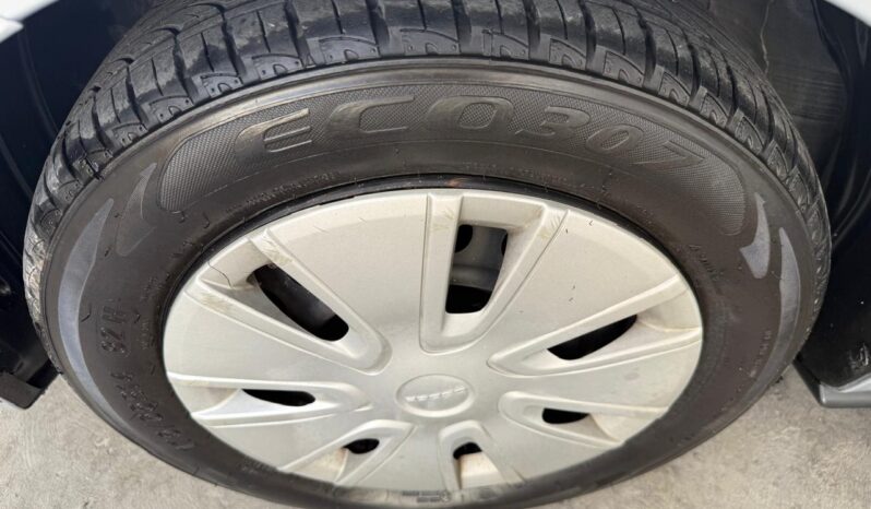 
Chrysler 2024 Attitude 4p SE L3/1.2 Aut full									