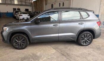 
Volkswagen 2024 Taos 5p Trendline L4/1.4/T Aut full									