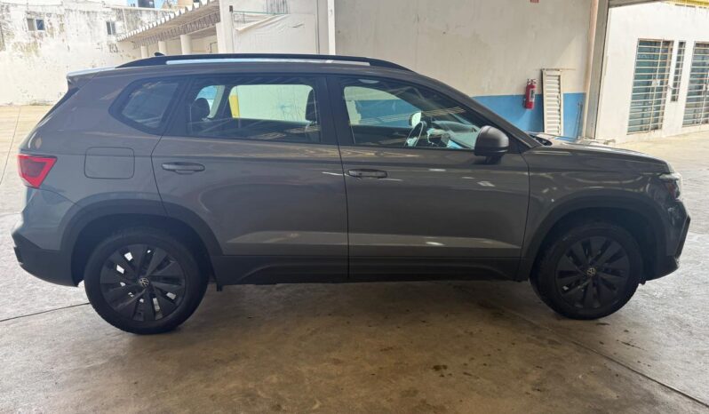 
Volkswagen 2024 Taos 5p Trendline L4/1.4/T Aut full									