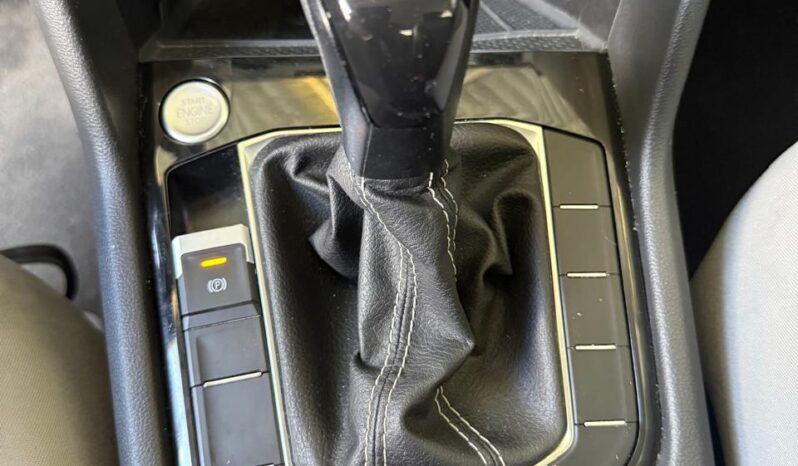 
Volkswagen 2024 Taos 5p Trendline L4/1.4/T Aut full									