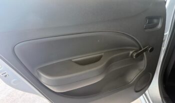 Dodge Attitude SE AUT 2024 full