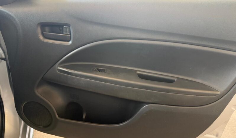 
Dodge Attitude SE AUT 2024 full									