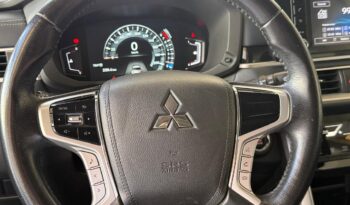 Mitsubishi Xpander Cross 2024 full